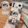 thumbnail image 3 of Funda Con Soporte De Teléfono Para Motorola Moto G60 G62 G72 G50 G52 G53 G30 G42 G82 G22 G60S De Astronauta De Arenas Movedizas, 3 of 4