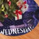 thumbnail image 2 of Falda para árbol de Navidad de miércoles, suave y divertida, decoración navideña de granja con cuello para árbol de Navidad de 30", 2 of 4