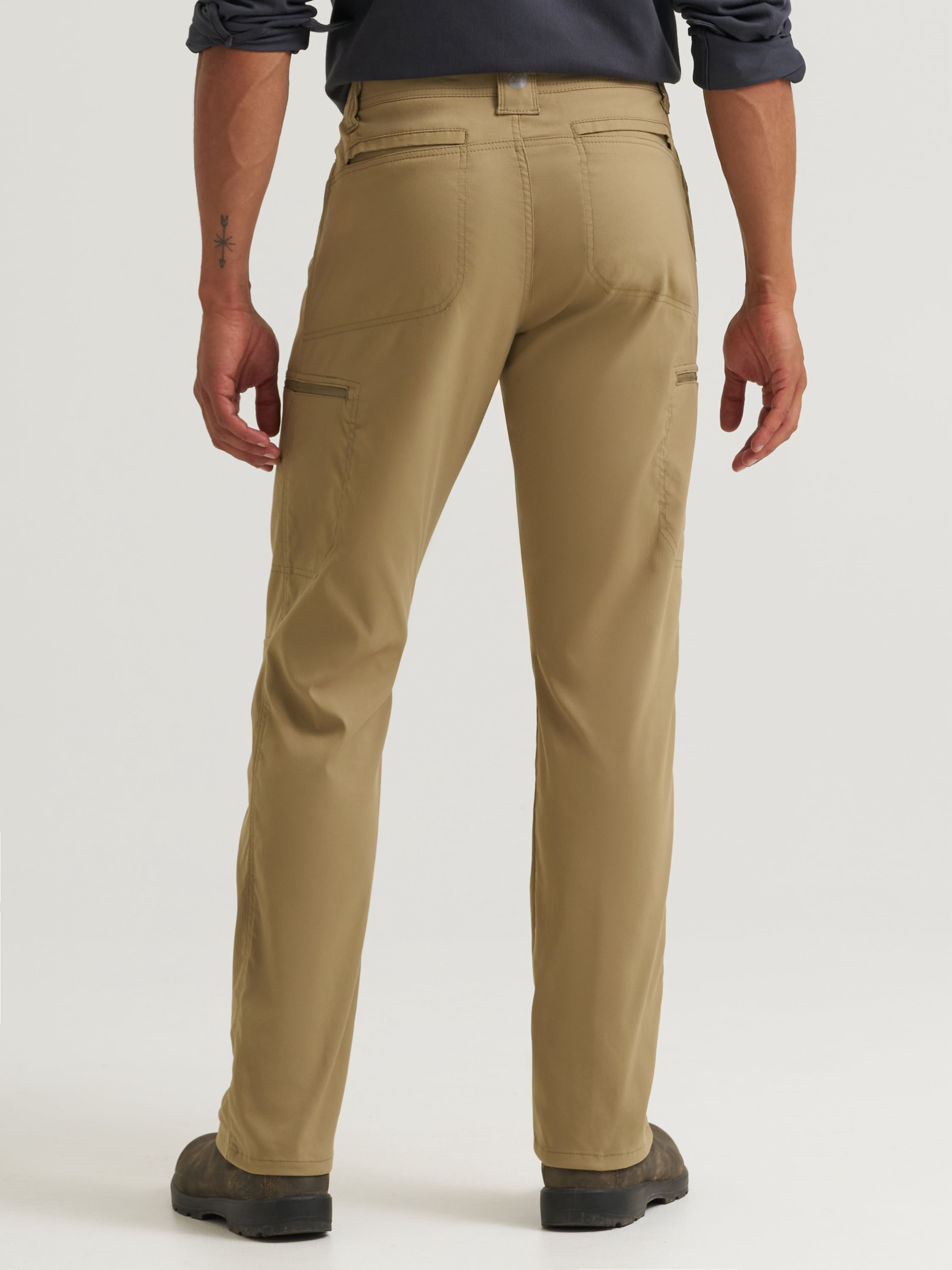 Wrangler ® Men’s Outdoor All Terrain Cargo Pant with UPF 50+ Protection 34x34 - 50x30