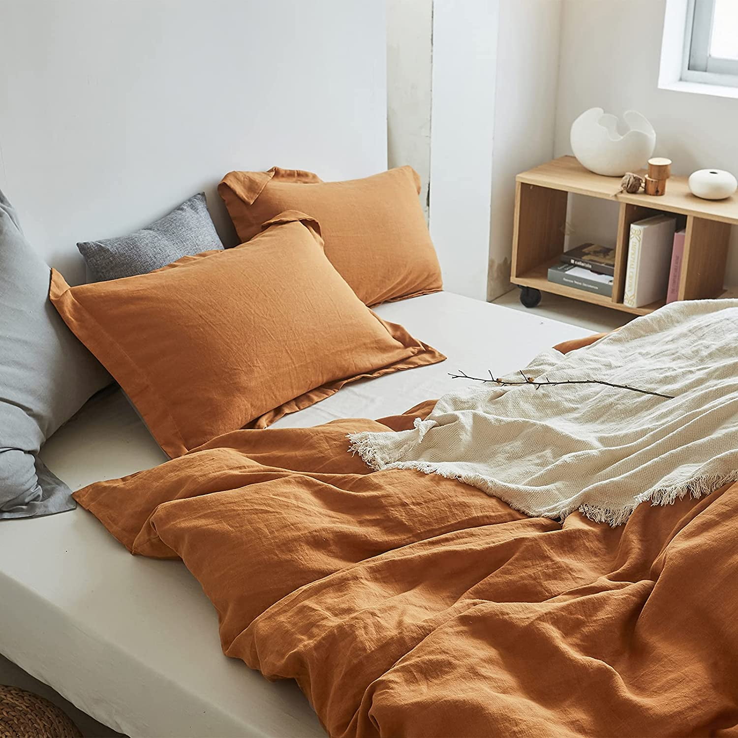 Simple&Opulence 100% Linen Duvet Cover Set 3pcs Natural French Basic Style Washed Flax Solid Color Breathable Soft Farmhouse Bedding with Button Closure (Rust, King)