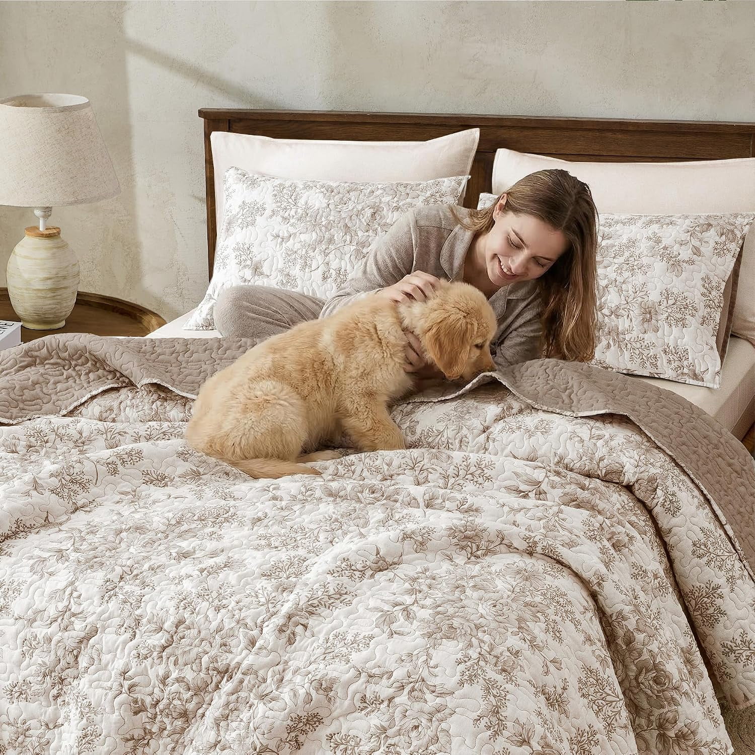 Taupe Floral Cotton Queen Quilt Set 3-Piece