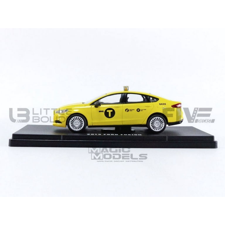 グリーンライト　2013 フォード　フュージョン タクシー 2013 Ford Fusion 