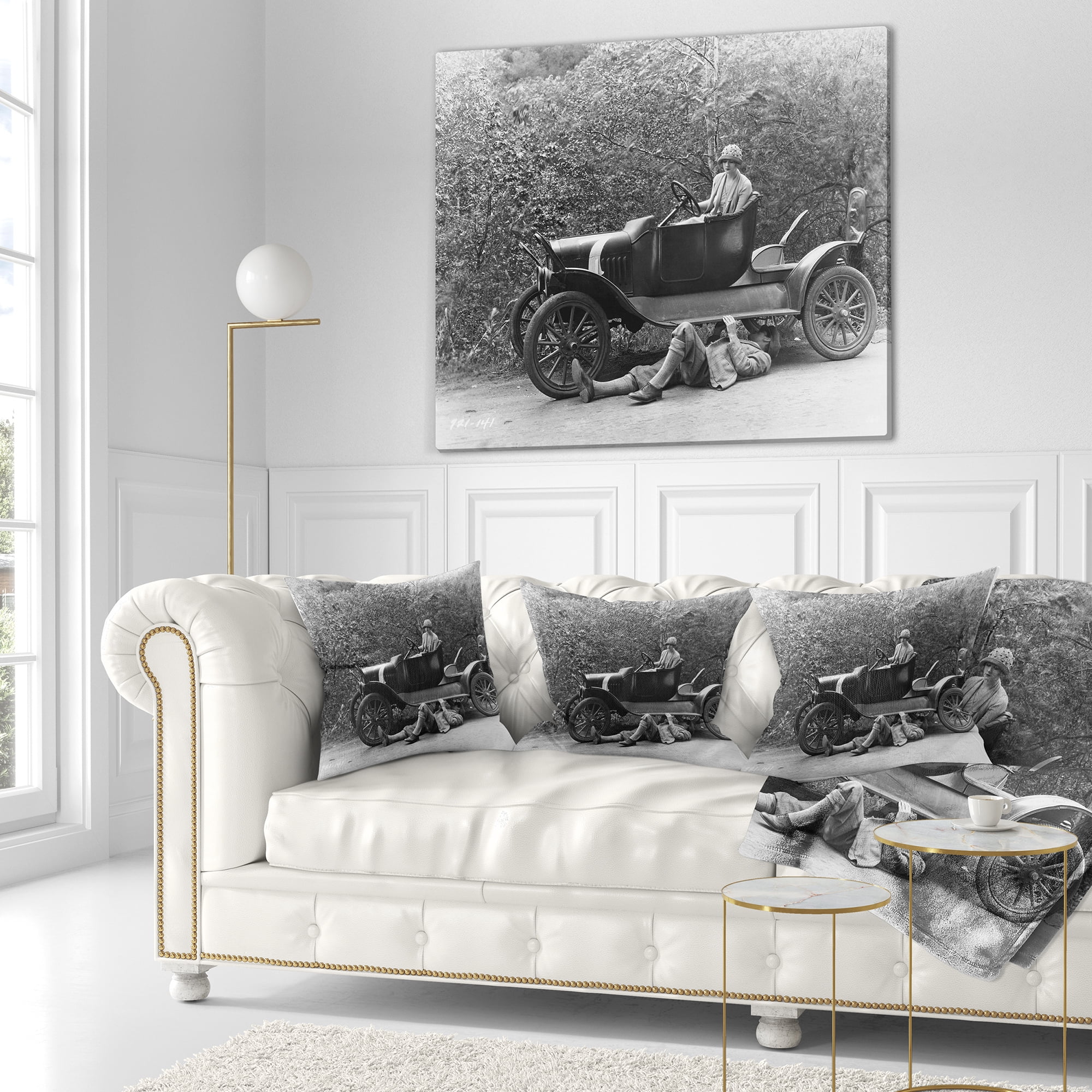 Designart Vintage Car Repair - Car Photography Throw Pillow - 16x16