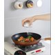 thumbnail image 5 of Accesorio de almacenamiento de cocina blanco Olla de condimento de adsorción magnética Cocina Hogar Multifuncional Condimento montado en la pared, 5 of 5