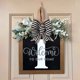 thumbnail image 1 of XWSHYW Decoraciones para El Hogar Corona Decorativa para Puerta de Entrada con Apellidos Durante Todo El Año, Placas Colgantes Delante de La Puerta, 1 of 3
