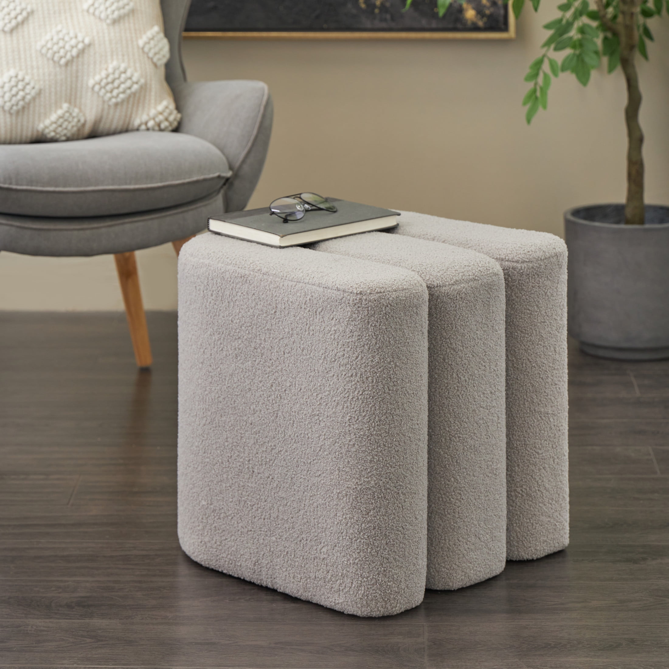 DecMode 18" x 18" Gray Polyester S- Shaped Ottoman with Connected Arches, 1-Piece