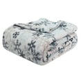 Mainstays Queen Super Soft Plush Bed Blanket in White Snowflake