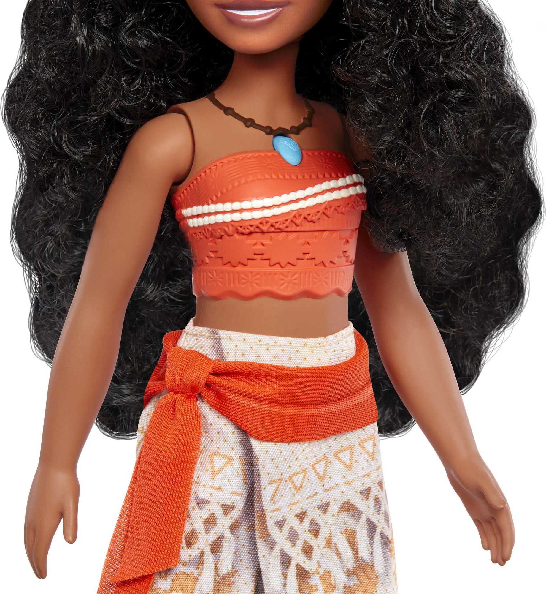 Disney Princess Singing Moana Fashion Doll in Signature Outfit, Sings "How Far I'll Go"