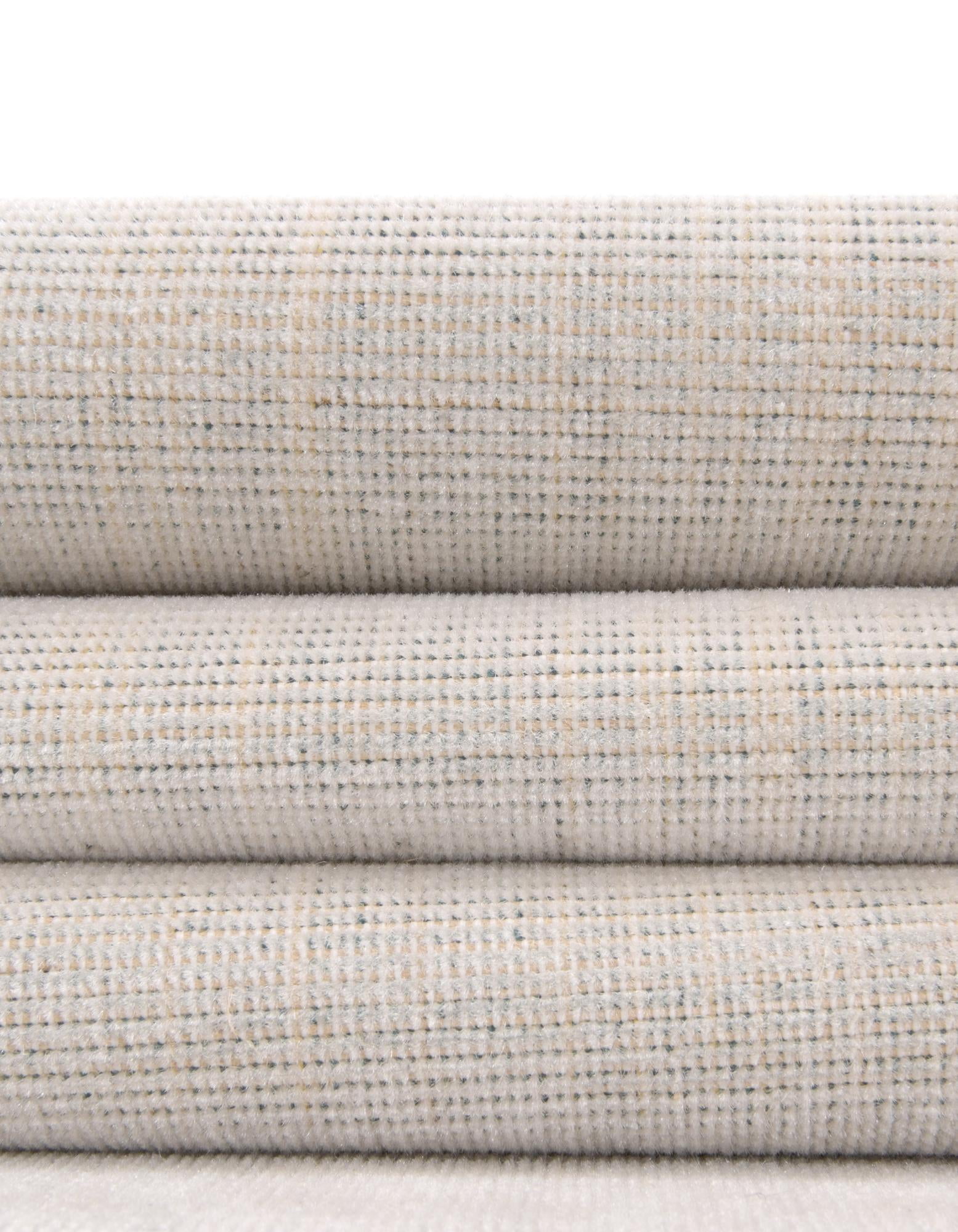 Unique Loom Williamsburg Collection Area Rug - Solid (3' 7" Round Beige)