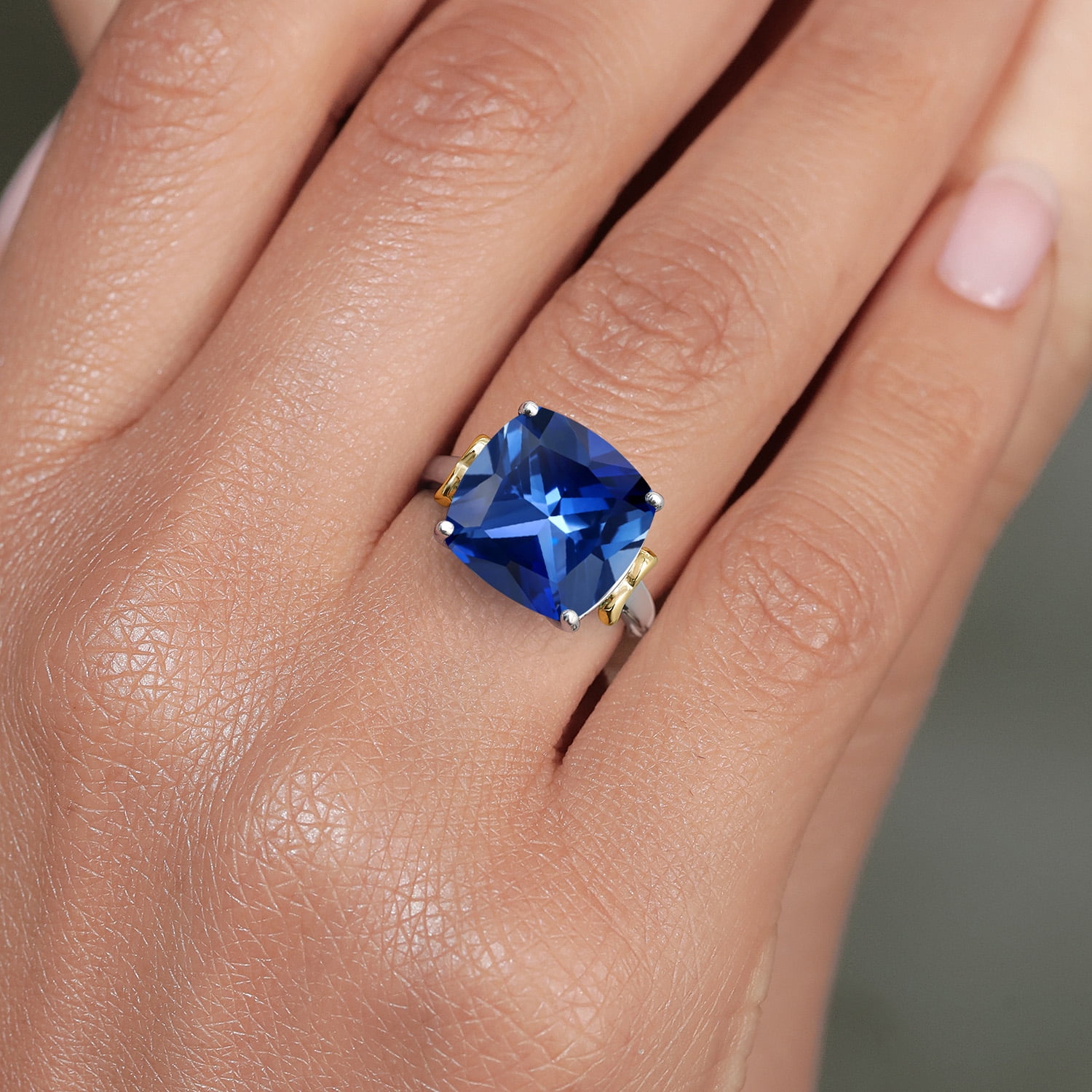 Gem Stone King 925 Silver and 10K Yellow Gold Blue Created Sapphire Solitaire Engagement Ring for Women | 8.50 Cttw | Cushion 12MM | Gemstone September Birthstone | Size 7