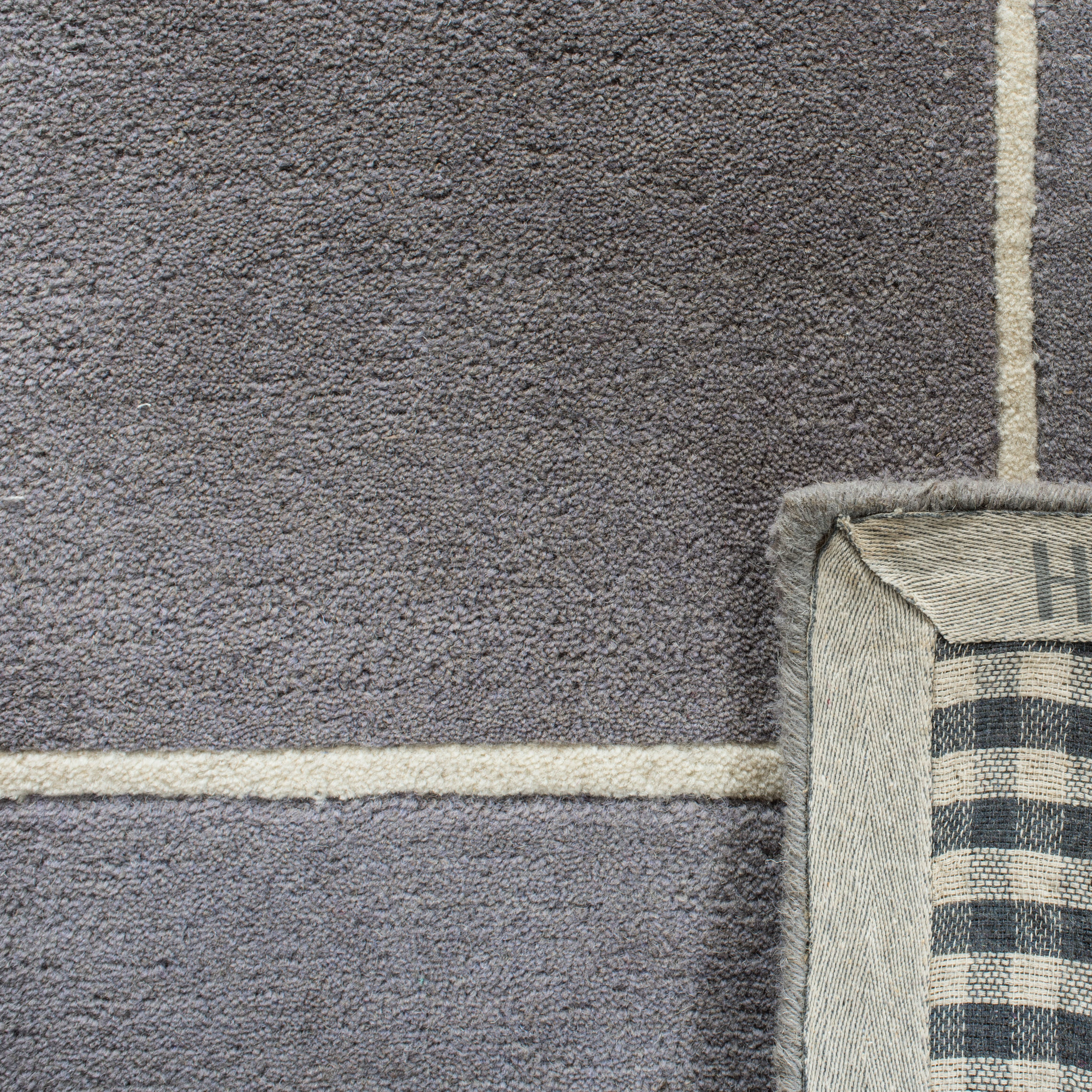 SAFAVIEH Bella Danita Bordered Wool Runner Rug, Silver/Ivory, 2'3" x 15'