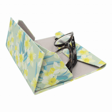 REAL SIC Plants Magnetic Folding Leather Feel Hard Glasses Case – Daffodil