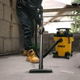 thumbnail image 4 of Aspiradora Shop DEWALT DXV06PL 23L 4HP para construcción amarilla, 4 of 6