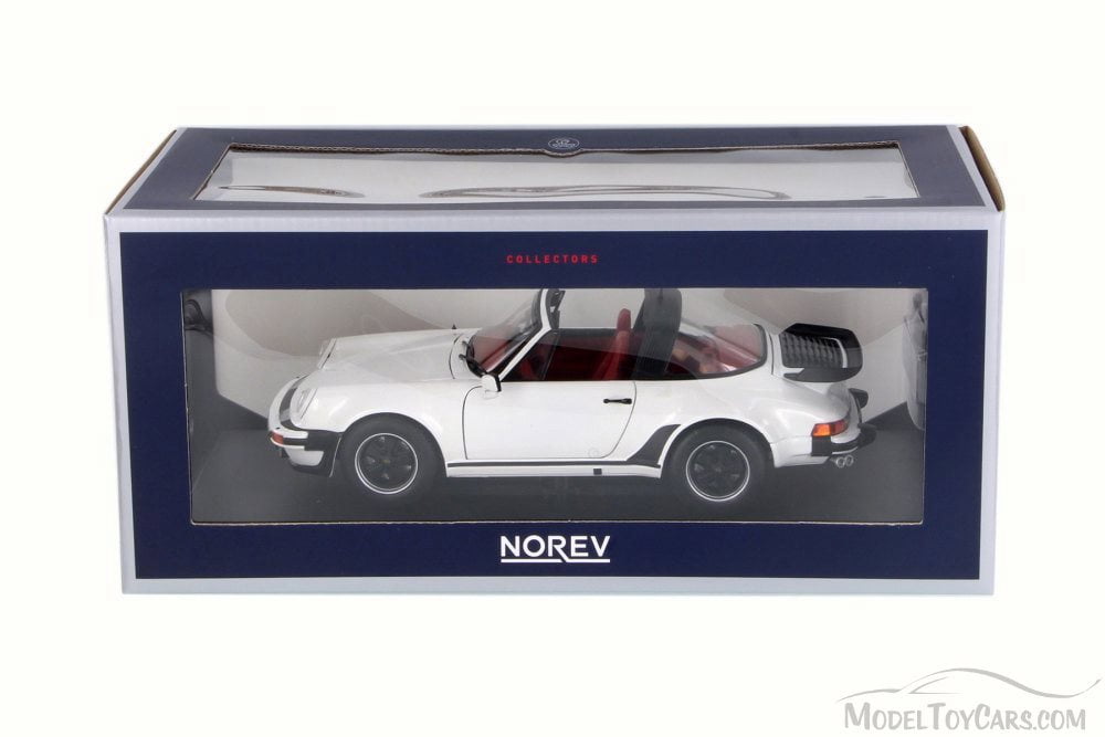Porsche 911 Turbo 3.3 ミニカー 1/18 Minichamps 1:18 scale Porsche 911 Turbo S 2013(Type 991.1) Yellow