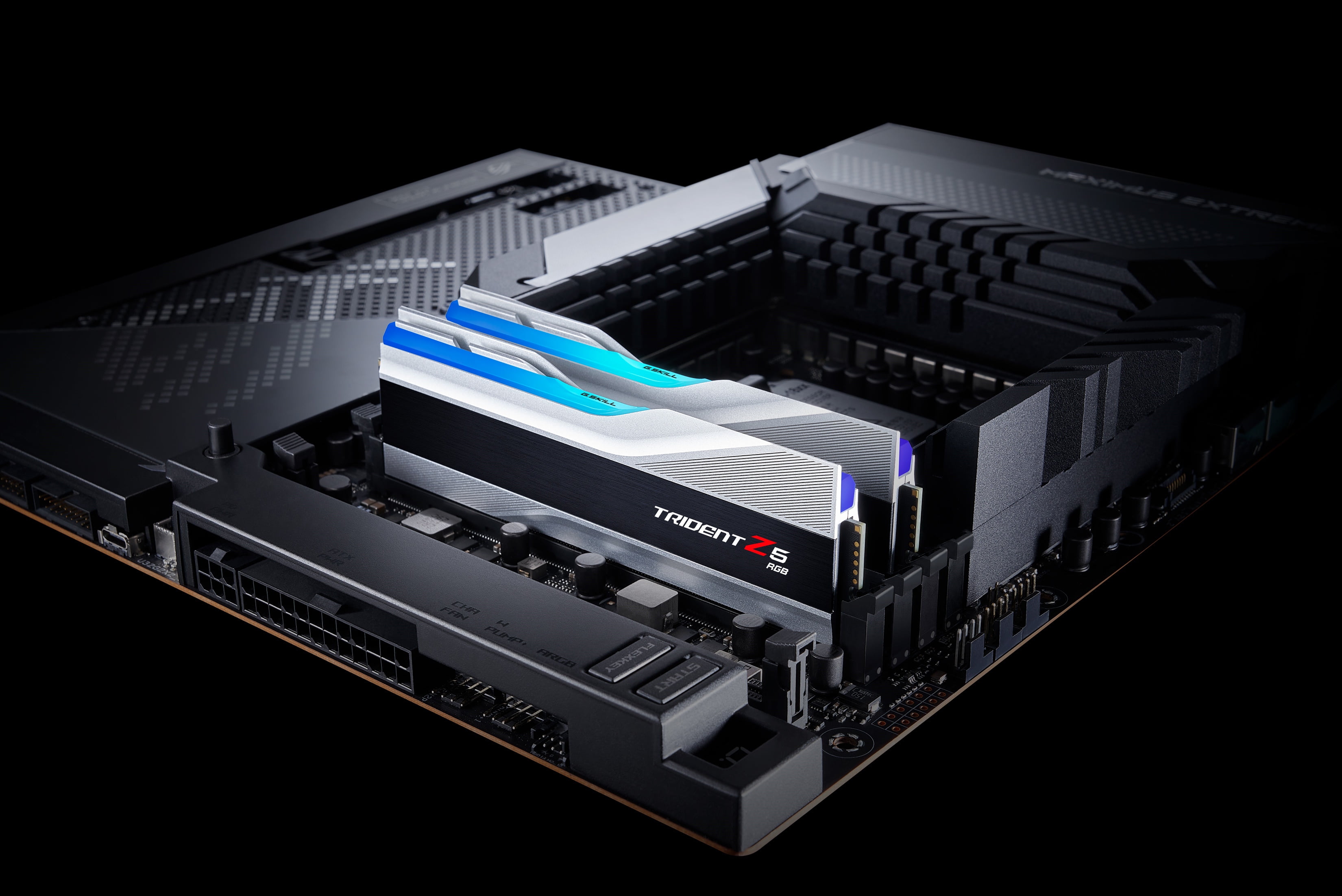 32GB G.Skill DDR5 Trident Z5 RGB 6000MHz CL40 Dual Channel Kit 2x 16GB Silver