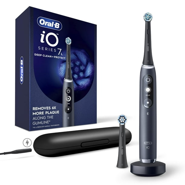 Oral-B iO Deep Clean + Protect cepillo de dientes eléctrico recargable, negro con un cepillo de dientes iO Serie 7, 2 cabezales de repuesto y un estuche de viaje de carga