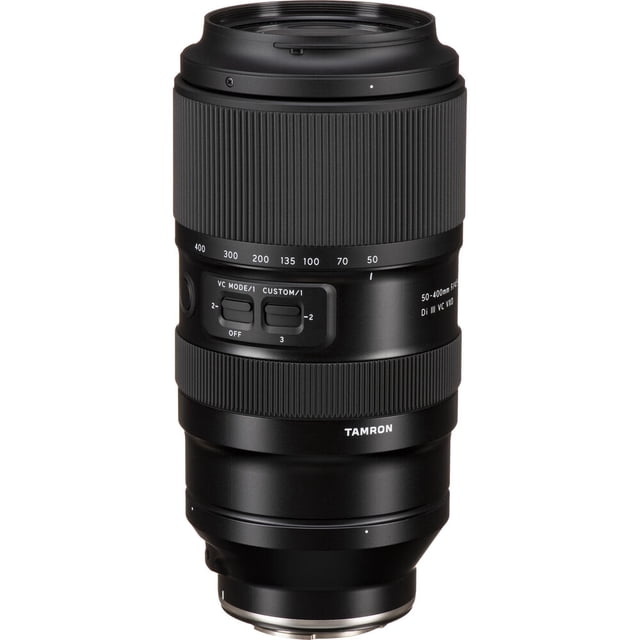 Lente Tamron 50-400mm f/4.5-6.3 Di III VC VXD para Sony E