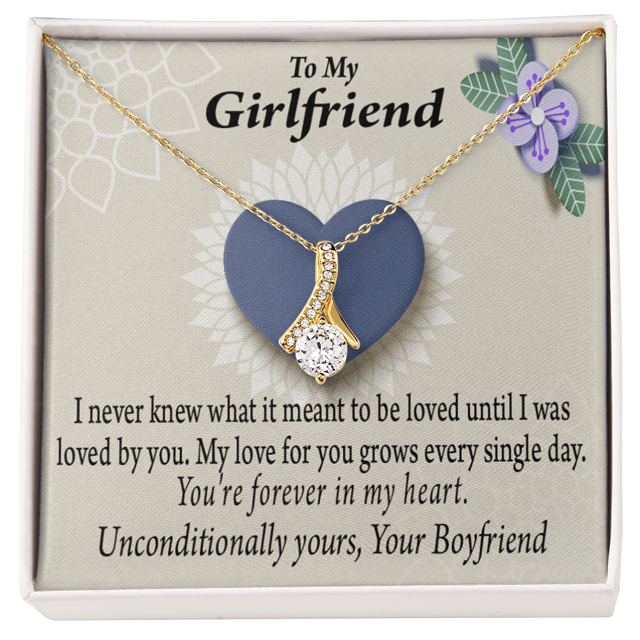 To My Girlfriend I Love You More Every Day Alluring Ribbon Necklace Message Card
