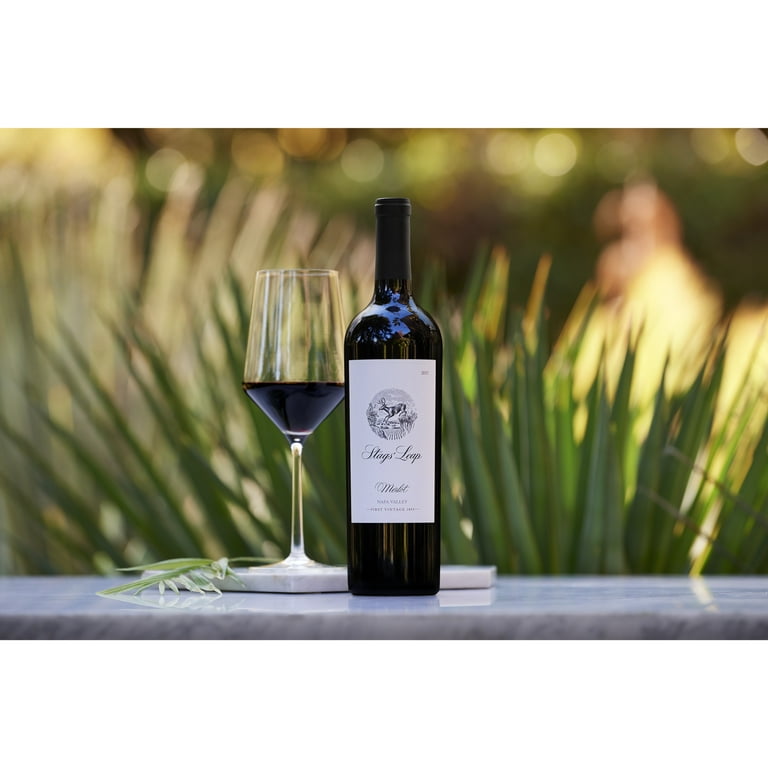 Stags' Leap Winery Napa Valley Merlot Red Wine, 750ml Glass wine