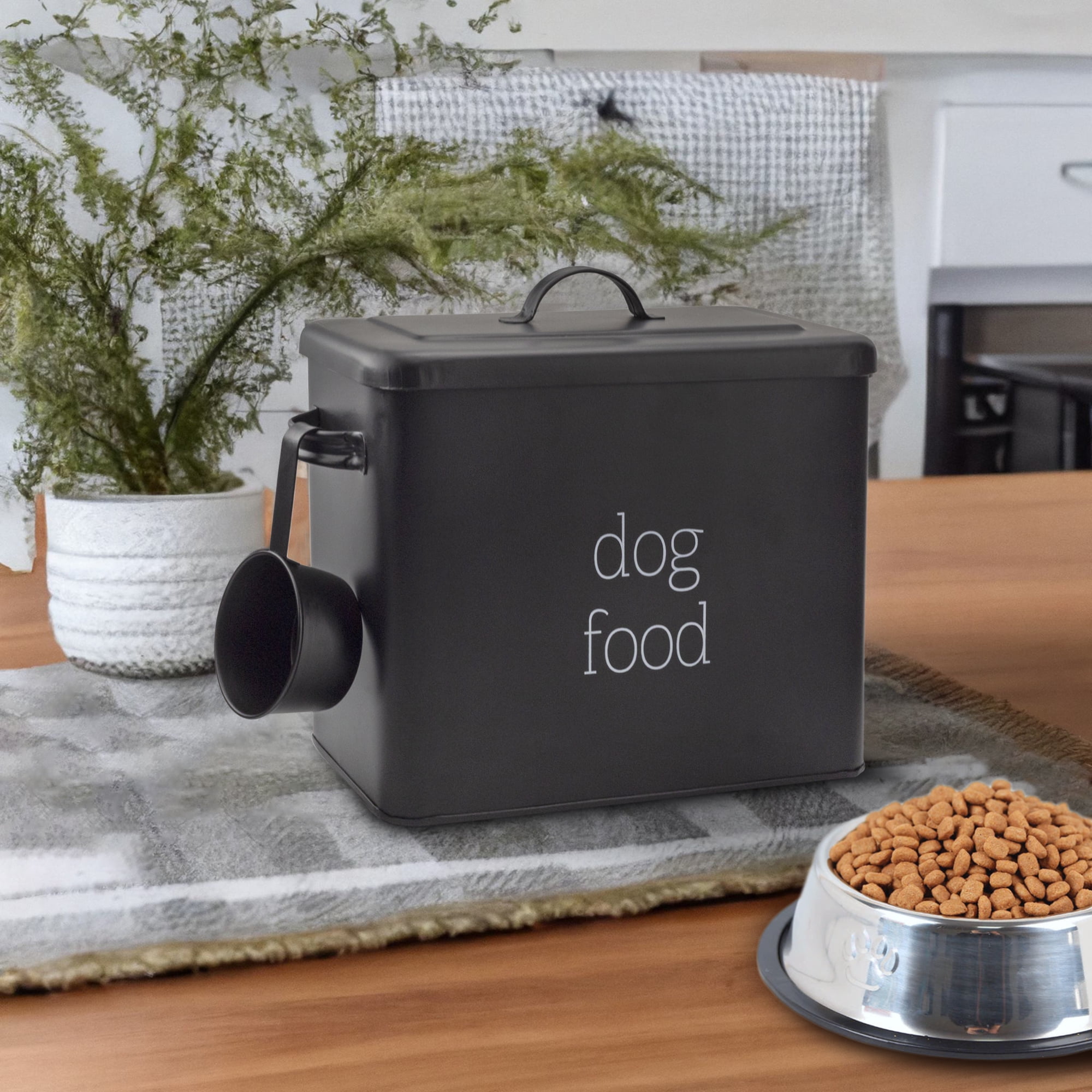 Black dog food clearance container