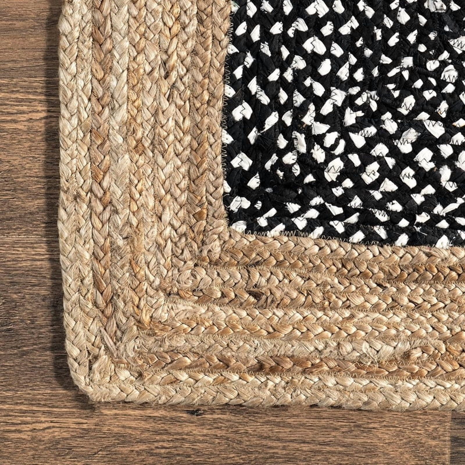 2 Ft Round Black & White Cotton Jute Area Rug, Hand-Woven Farmhouse Boho Style, Durable & Pet-Friendly Rug for Living Room, Dining Room, and Bedroom