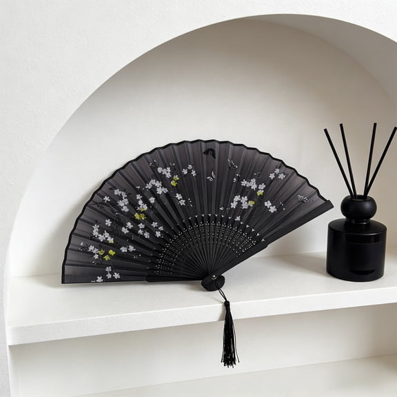 Upgraded A Decoration Folding Fan Classical Antique Style Fan Folding Fan Summer Tassel Model Portable Fan Paper Fan Stage Props Wedding Decorations X