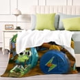 thumbnail image 4 of Beat Bugs anti-pilling, suave, ligera, esponjosa y acogedora de lujo para hogar y cocina – Perfecta para niños y adultos,150X130cm, 4 of 6