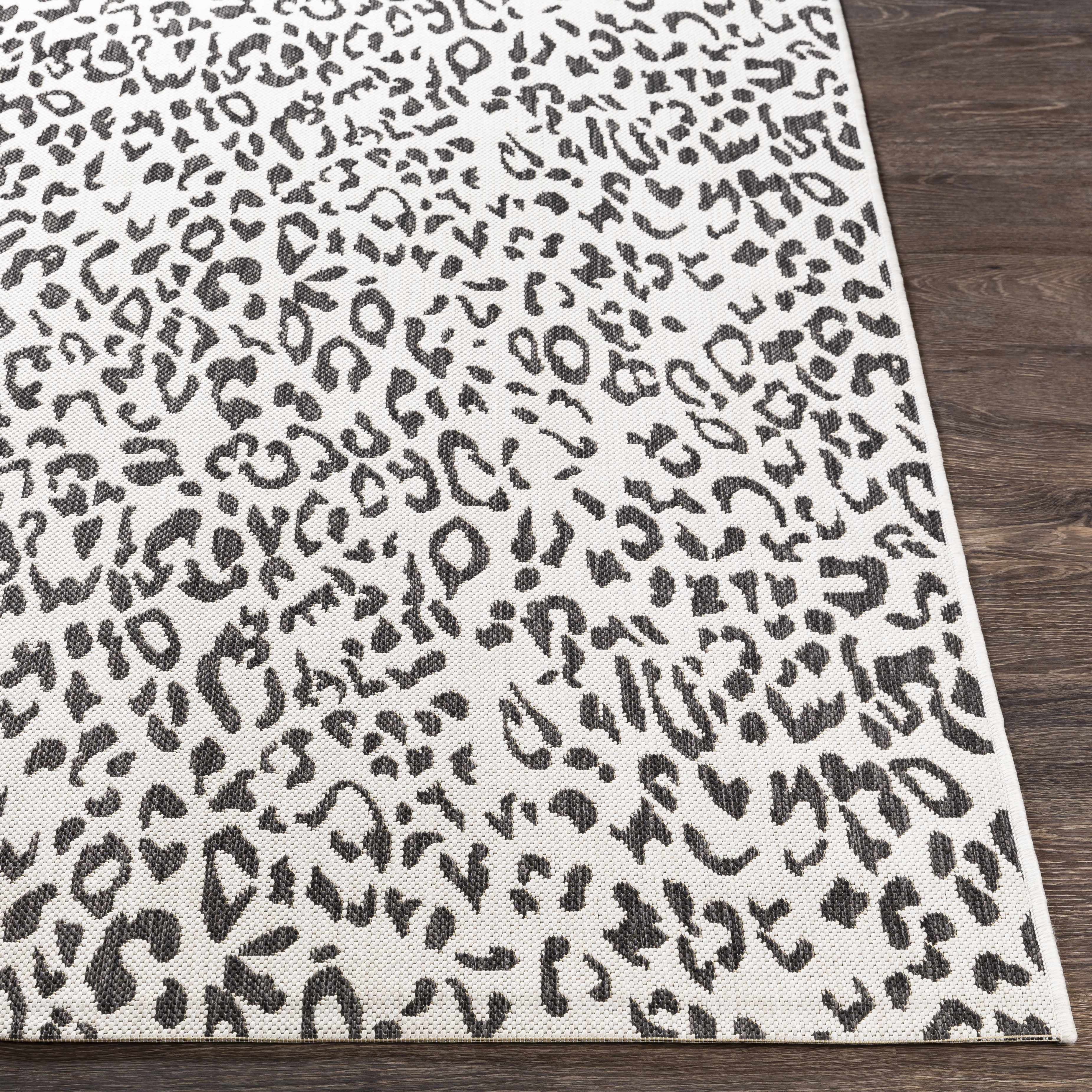 Hauteloom Alderbury Living Room, Bedroom Patio Outdoor Area Rug - Contemporary - Black, Off White, Charcoal - 5'3" Round