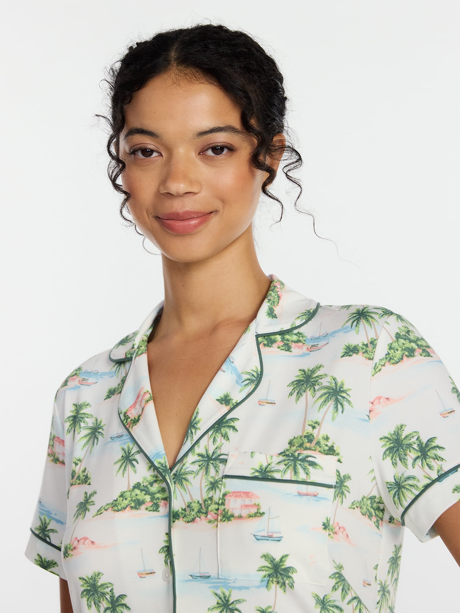 Joyspun Women's Dreamy Soft Collection Notch Collar Top and Shorts Pajama Set, 2-Piece, Sizes XS-3X