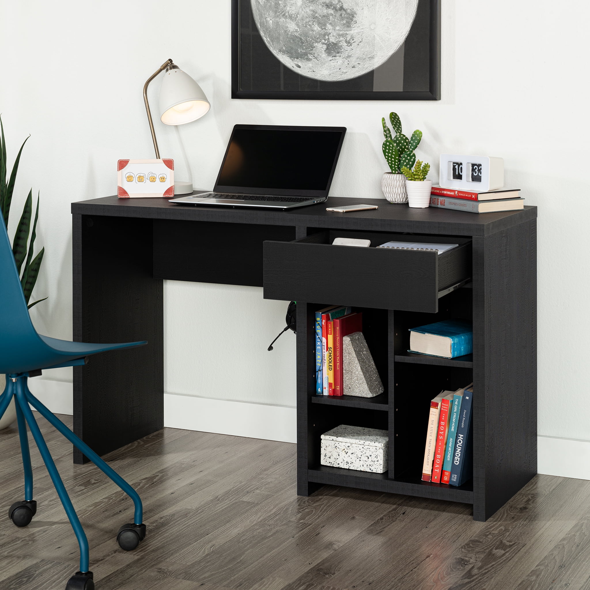 Mainstays Westley Adjustable Shelf Desk with Gaming Headphone Hook and Cable Management, Black Finish