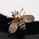 thumbnail image 4 of Juego de 5 broches para mujer, diseño de búho, abeja, libélula, pavo real, colibrí, broche de cristal colorido para decoración de ropa, 4 of 8