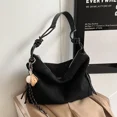 thumbnail image 5 of Bolso de mano de gamuza de otoño e invierno 2024, nuevo bolso de hombro retro para viajeros, bolso de mensajero de gran capacidad, 5 of 5