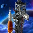 thumbnail image 3 of LEGO Icons Le système de lancement spatial Artemis de la NASA 10341 Ensemble de construction (3601 pièces), 3 of 6