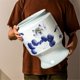 thumbnail image 4 of Maceta de cerámica de alta temperatura Jingdezhen con base alta de porcelana azul y blanca pintada a mano, 4 of 5