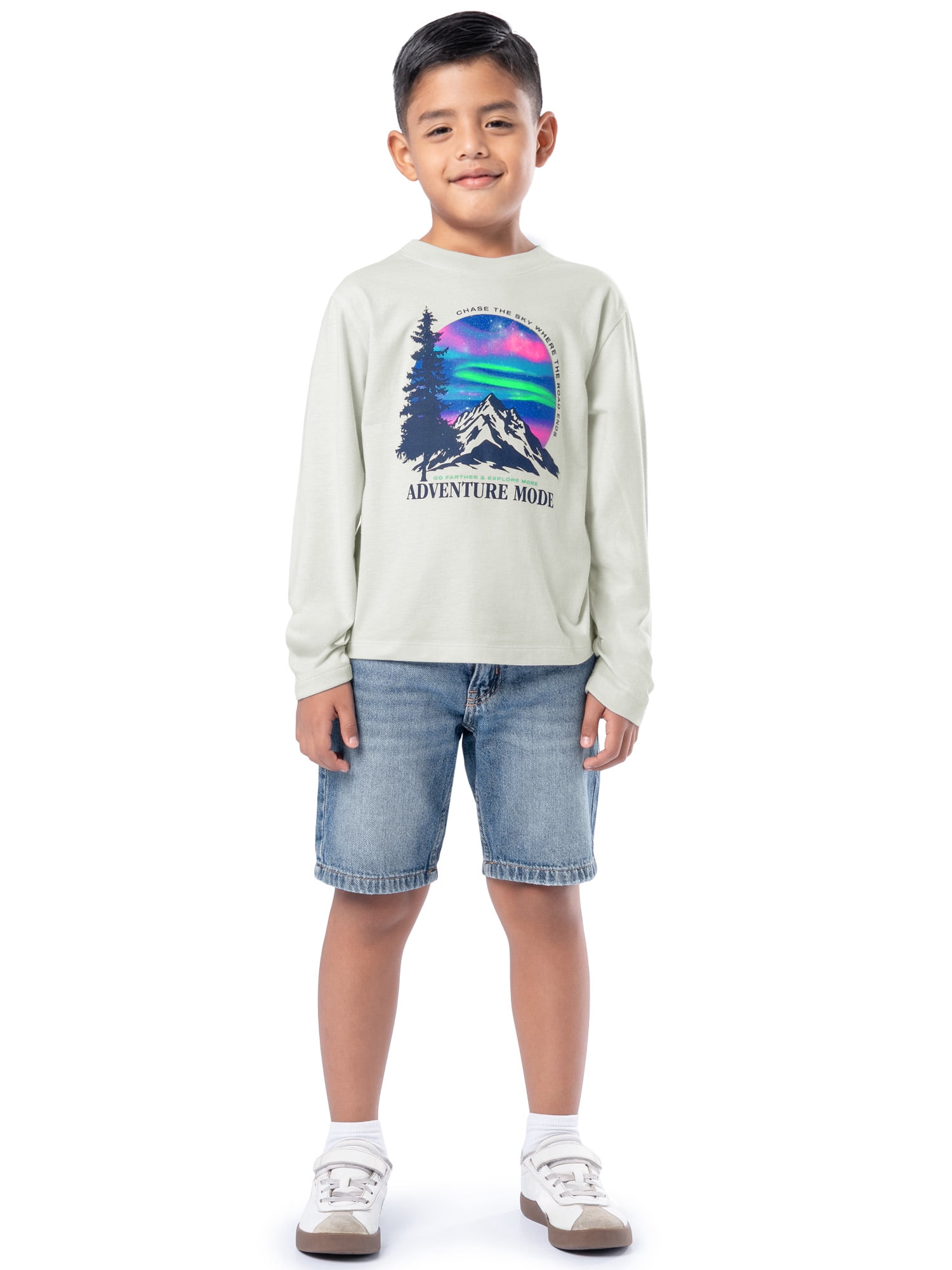 Wonder Nation Boy's Long Sleeve Elevated Graphic T-Shirt, Sizes 4-18 & Husky
