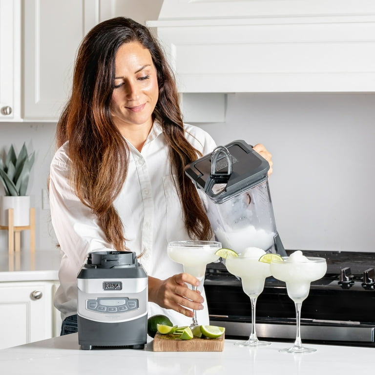 Ninja® Professional 1100 Watts Blender & 16 oz Nutri Ninja