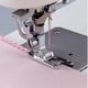 thumbnail image 1 of Cuadros Decorativos 2 prensatelas de dobladillo enrollado estrecho de 3 mm + 6 mm para máquina de co, 1 of 9