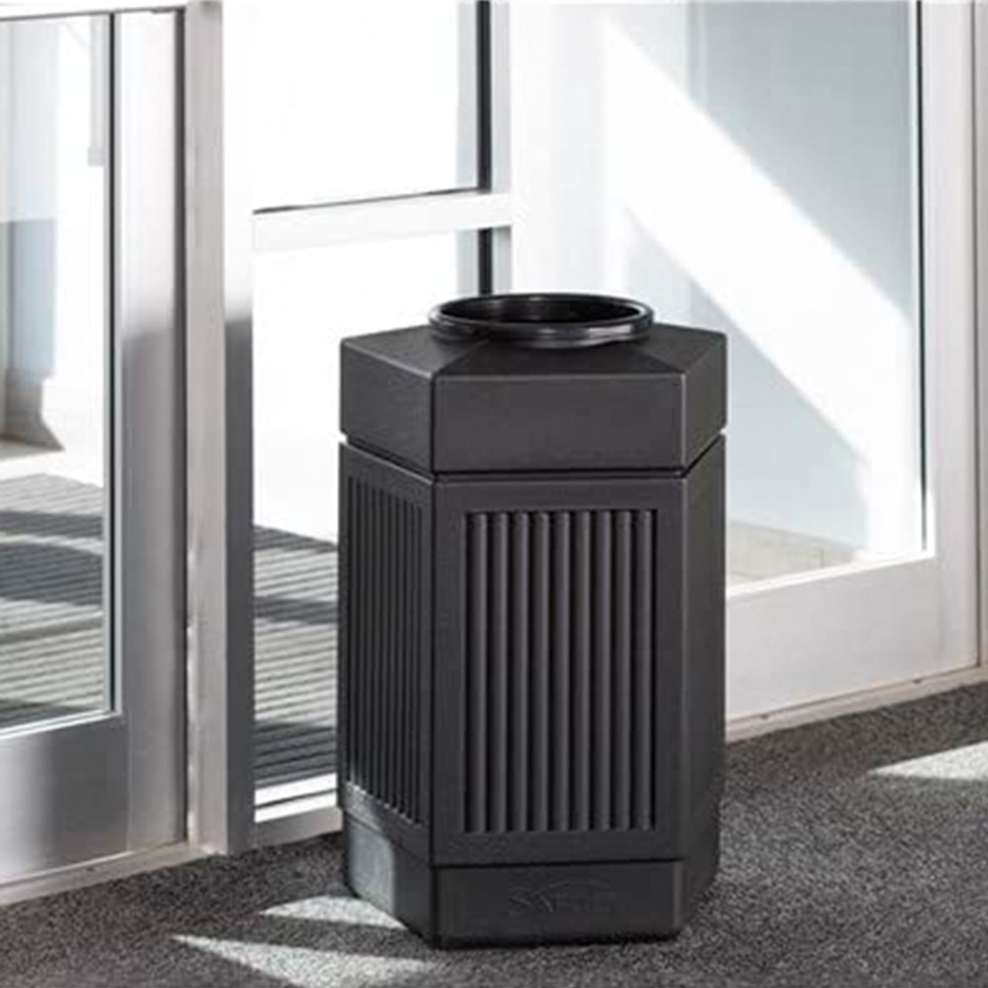 Safco Canmeleon Indoor/Outdoor Open Top Pentagon Trash Can 30 Gallon Black