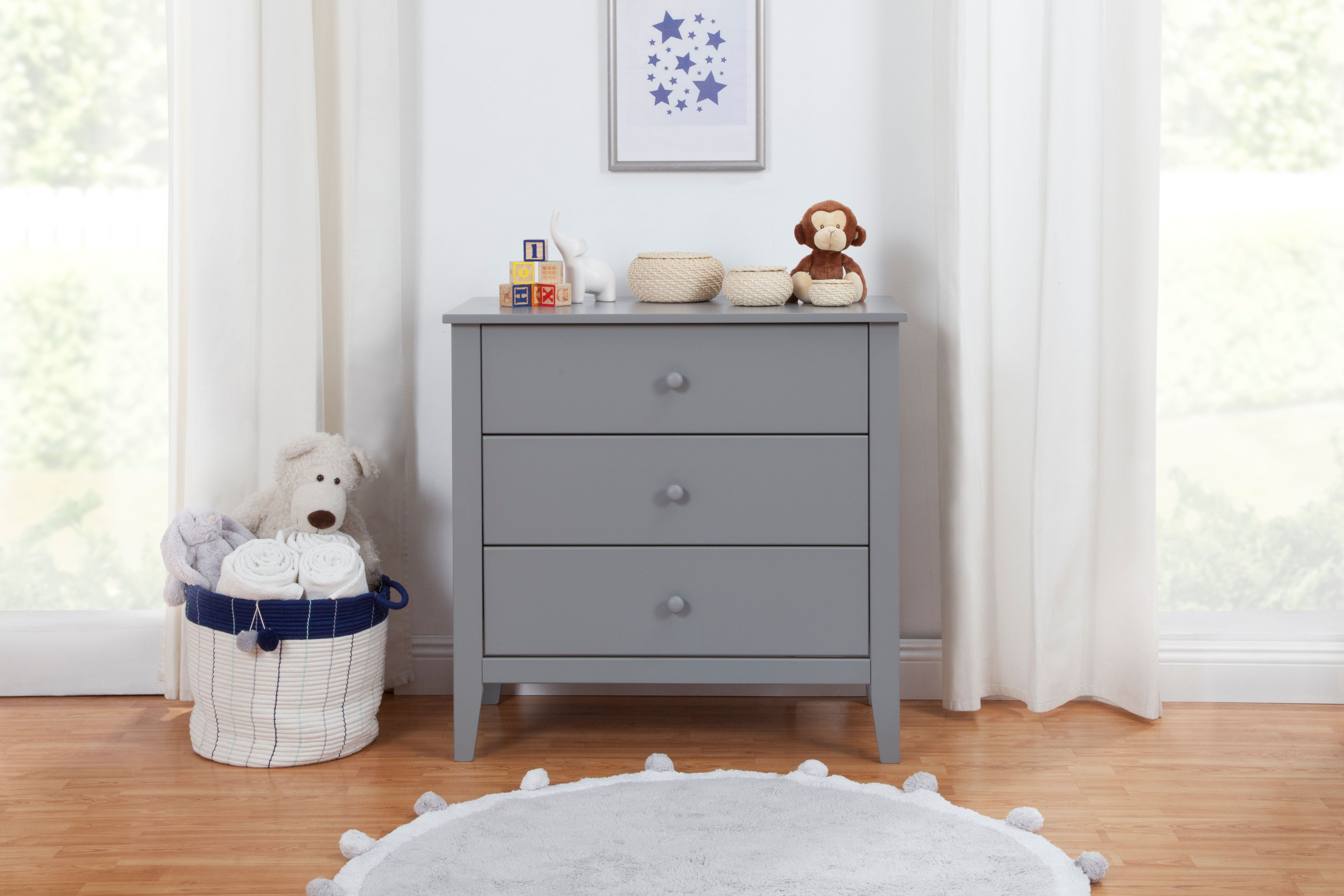 Carter's by DaVinci Morgan 3-Drawer Dresser in Grey