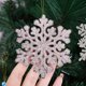 thumbnail image 1 of Colgante de árbol de Navidad BuyWeek 36 piezas de copos de nieve con purpurina, 1 of 10