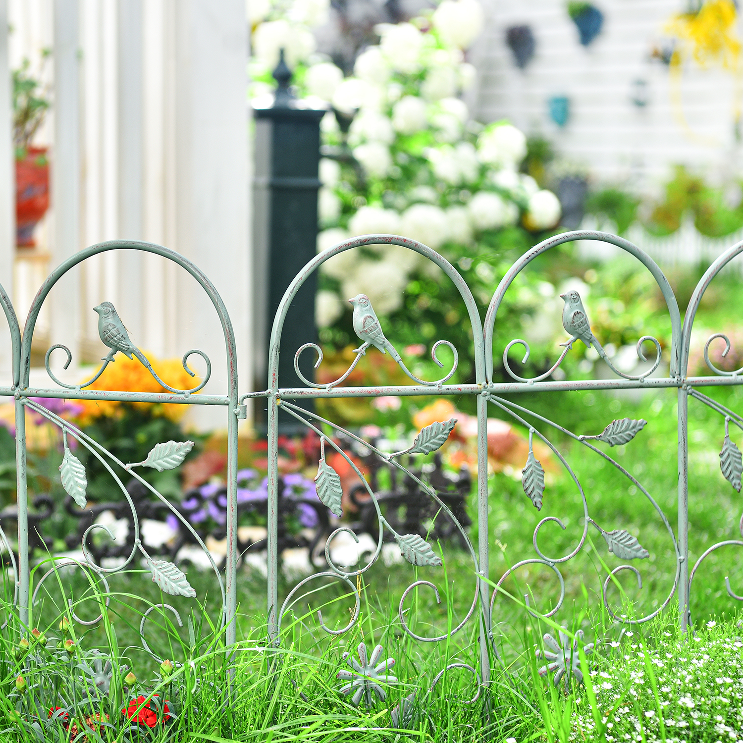 Sungmor Rustic Garden Edging Border, Wrought Iron Picket Fence Panels Decorative Landscape, Green, 4-Piece