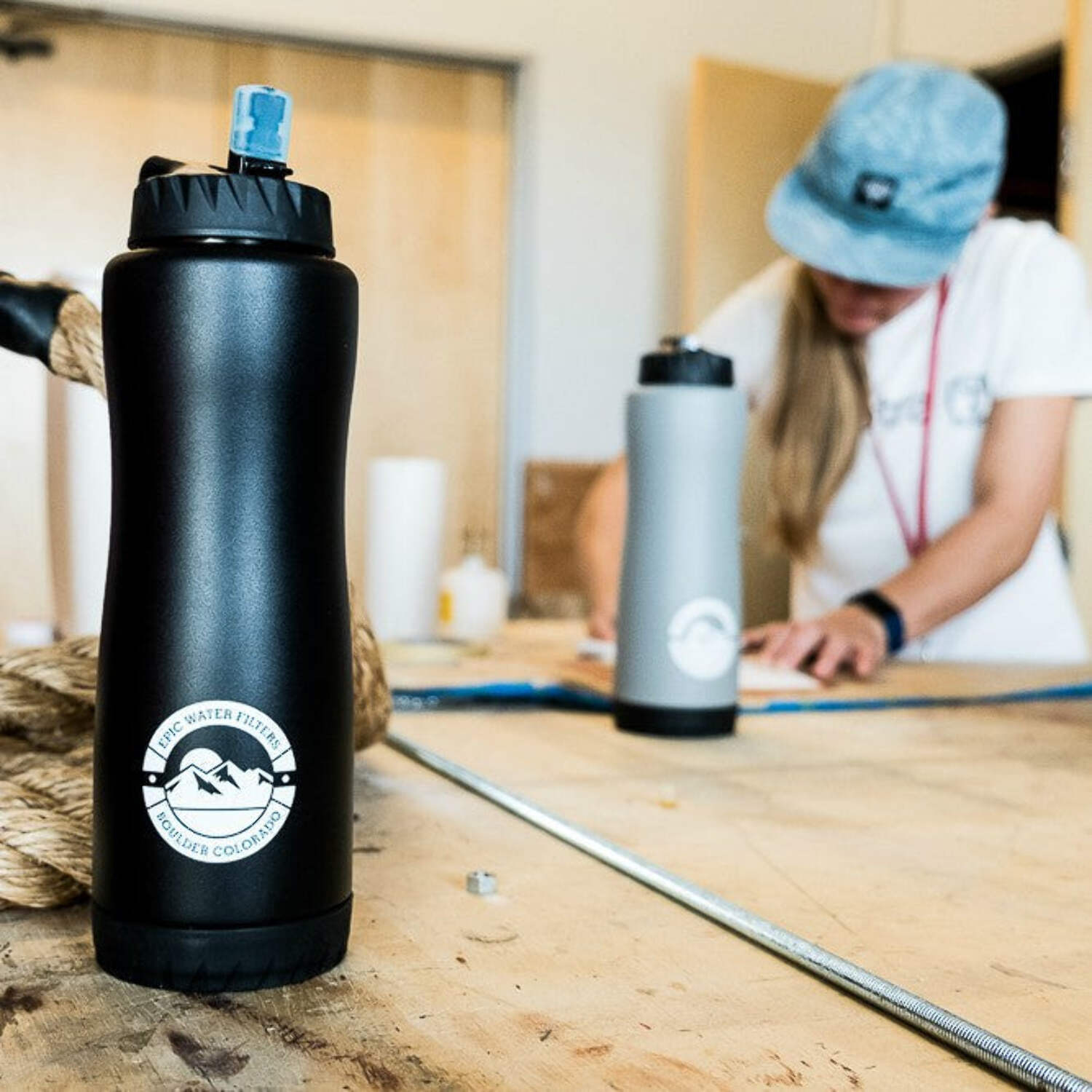 Epic Water Filters Vostok Stainless Steel Insulated Water Bottle and 75 Gallon Filter - Removes 99.99% of Water Impurities, 34oz, White