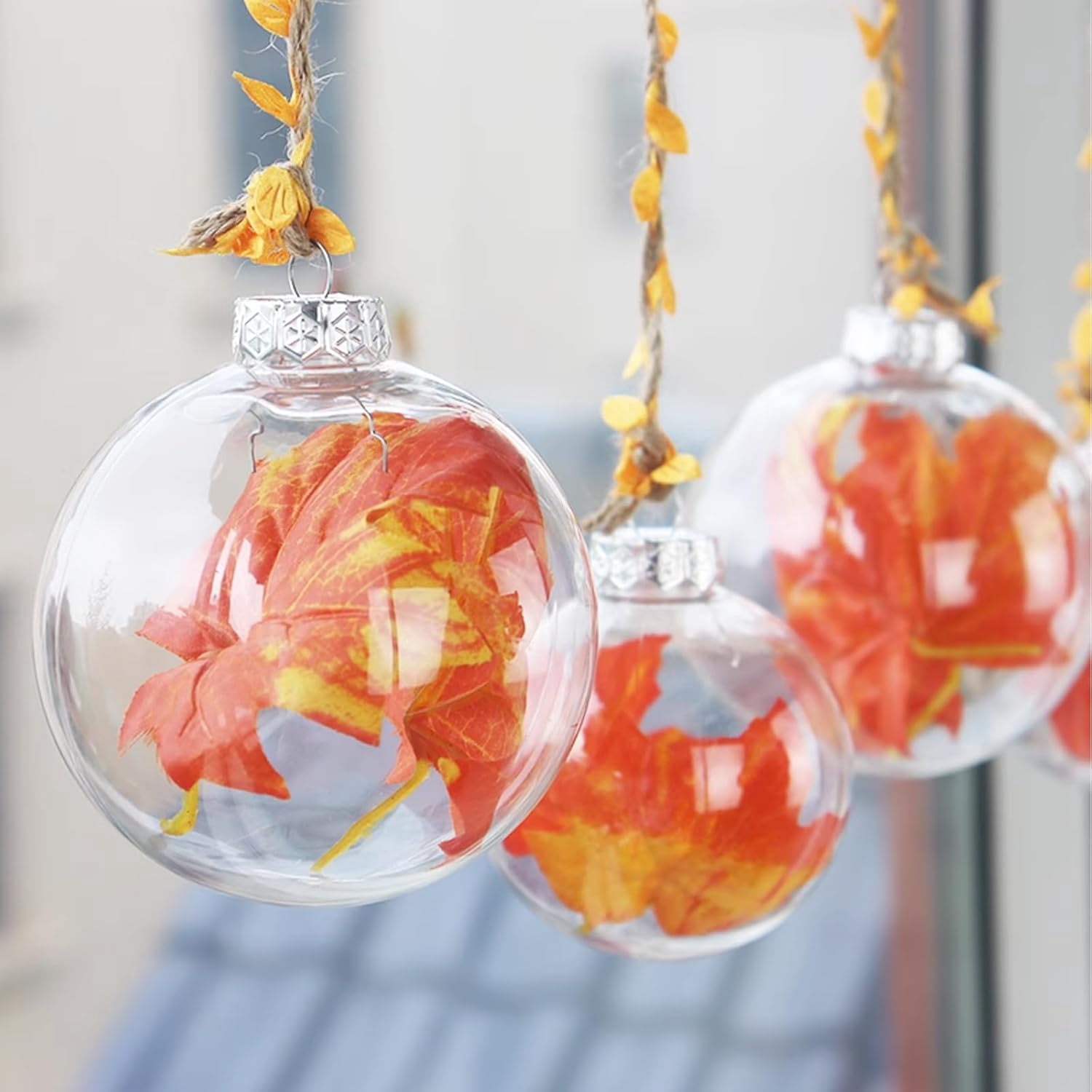 24 Pcs Fillable Christmas Tree Ornament Balls,Acrylic Decorations Balls for Hanging,2.36 in Plastic Transparent DIY Ornament Balls with Rope and Removable Metal Cap for New Years,Wedding Holiday