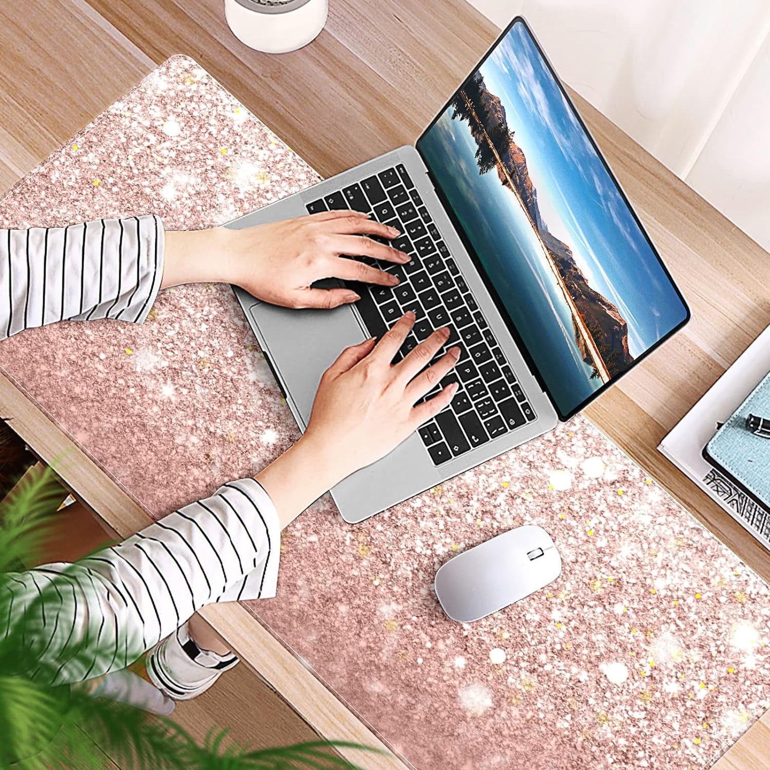 Rose Gold Glitter Desk Mat, Desk Accessory, Cute Workspace, Trendy Workspace, Trendy, 35.4x15.7in Large Gaming Mouse Pad, Cute Desk Topper, Pretty Desk Pad