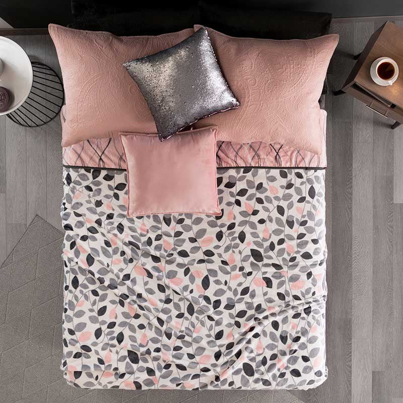 Details about   Lightweight Leopardo Print Blanket with delicate texture by Vianney