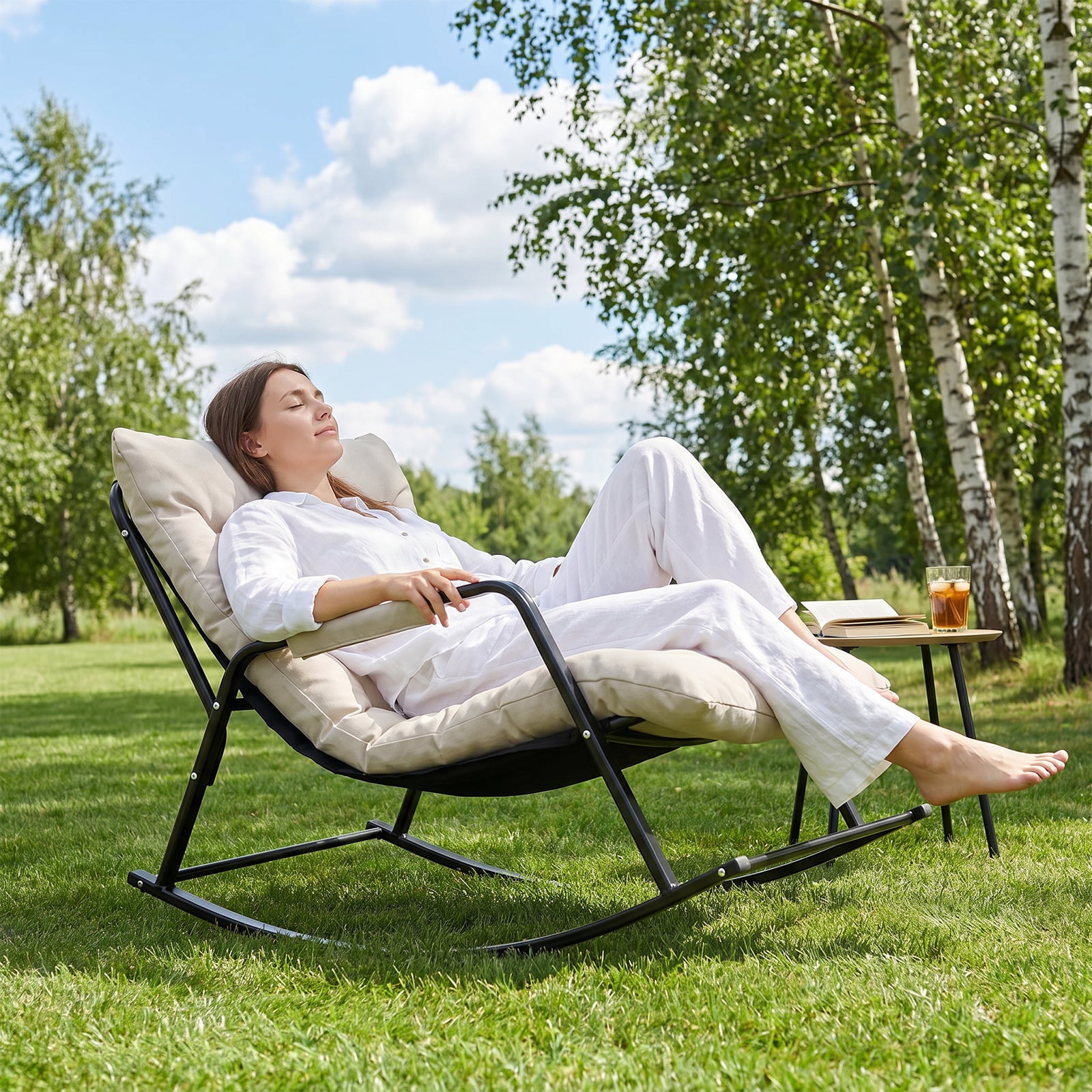 Extra-large outdoor and indoor rocking chairs; modern metal leisure rocking chairs with thick cushions; high-back rocking chairs suitable for living rooms, patios, porches, gardens, and backyards