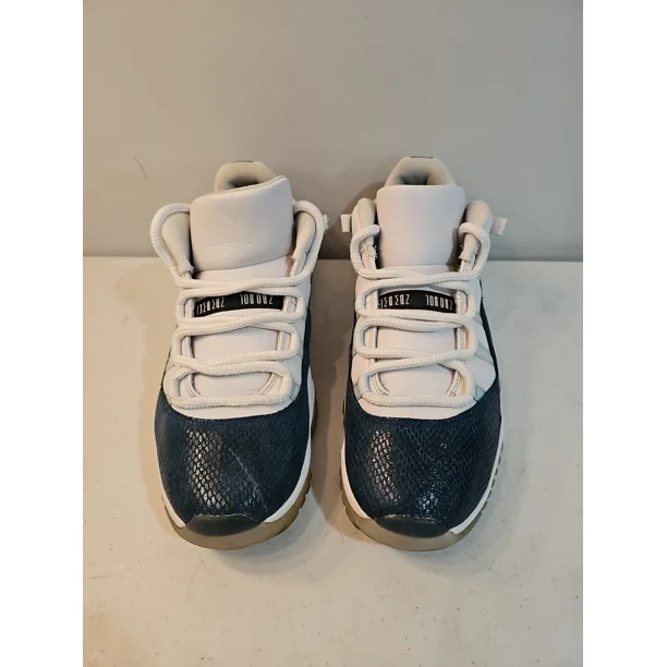 Ni - ke Air Jordan 11 Retro Low LE "SNAKE NAVY" 2019 - Size 10 - cd6846 102 (10027-18)