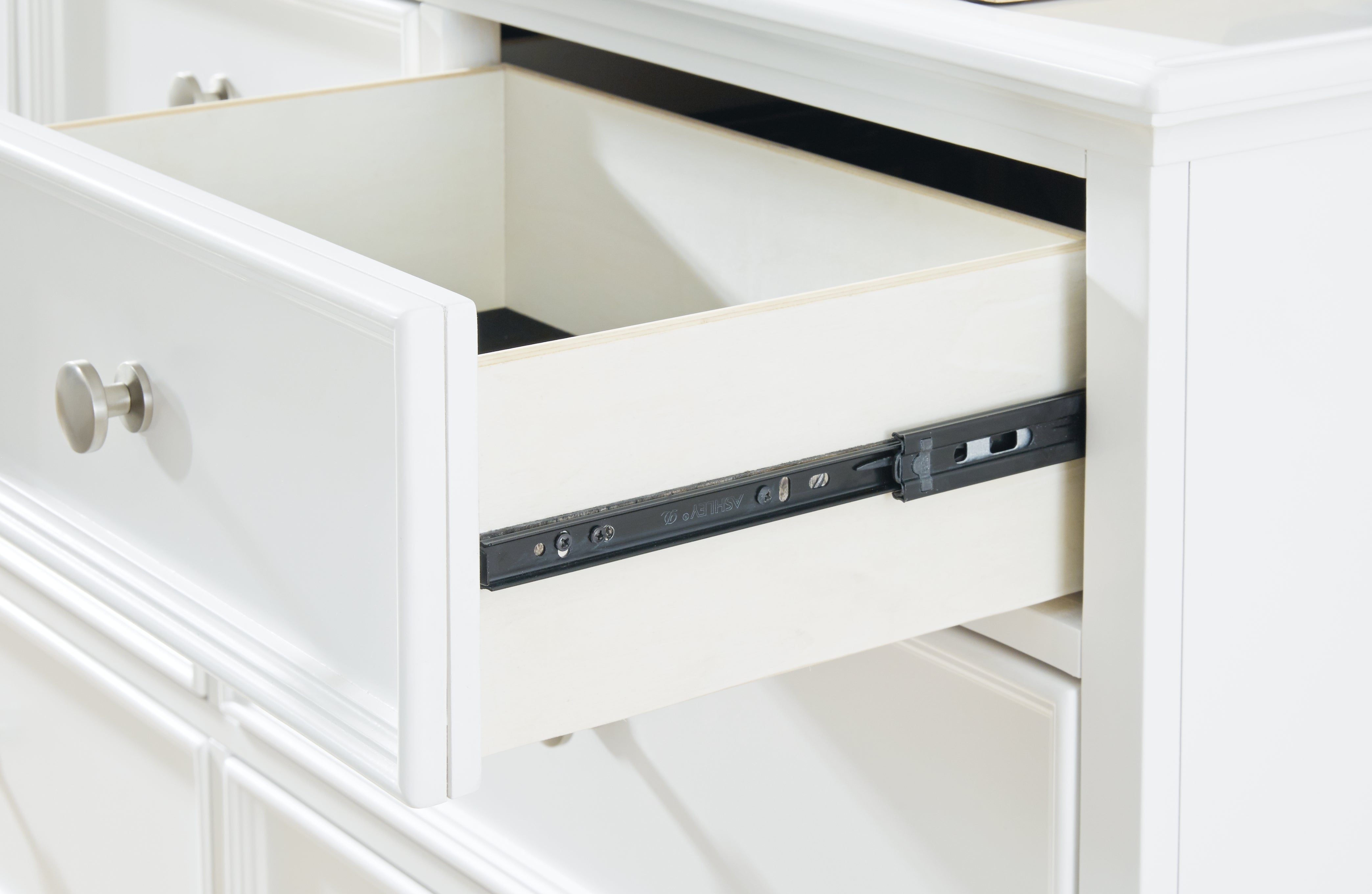 Ashley Furniture Fortman White Dresser