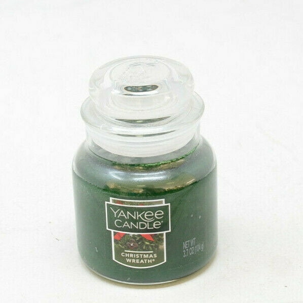 Yankee Candle Christmas Wreath 3.7 oz Jar Candle