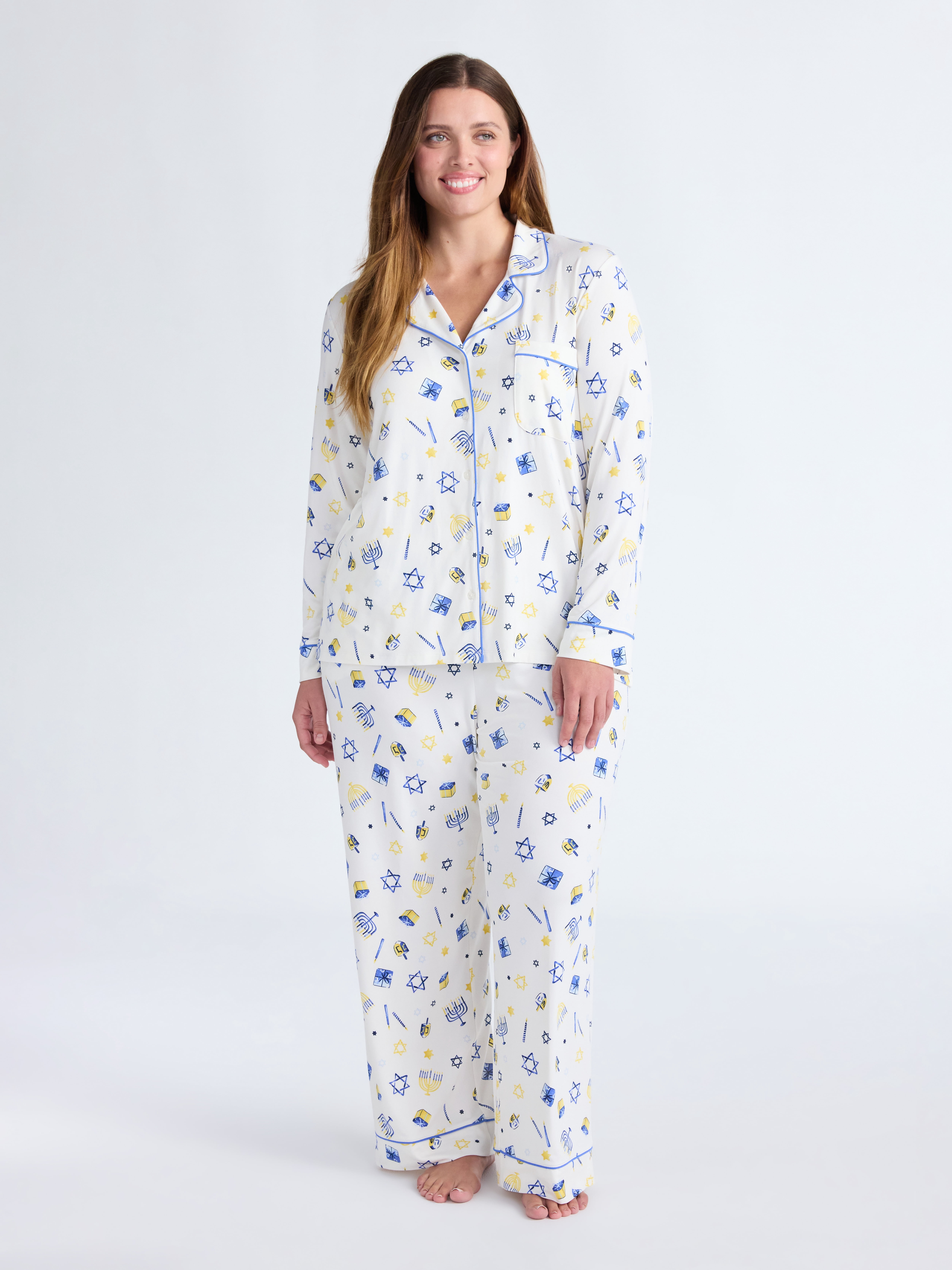 Joyspun Women’s Dreamy Soft Collection Hanukkah Long Sleeve Top and Pants Pajama Set, Sizes XS-4X
